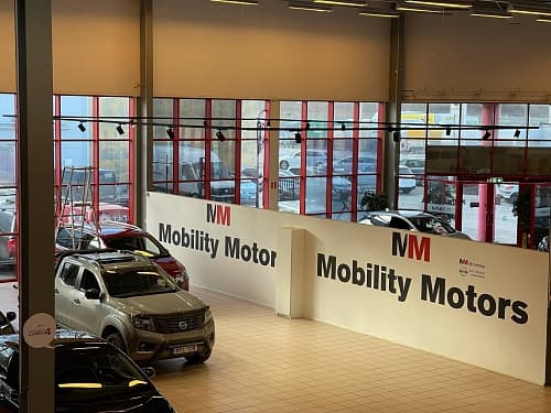 Car Showroom Nissan